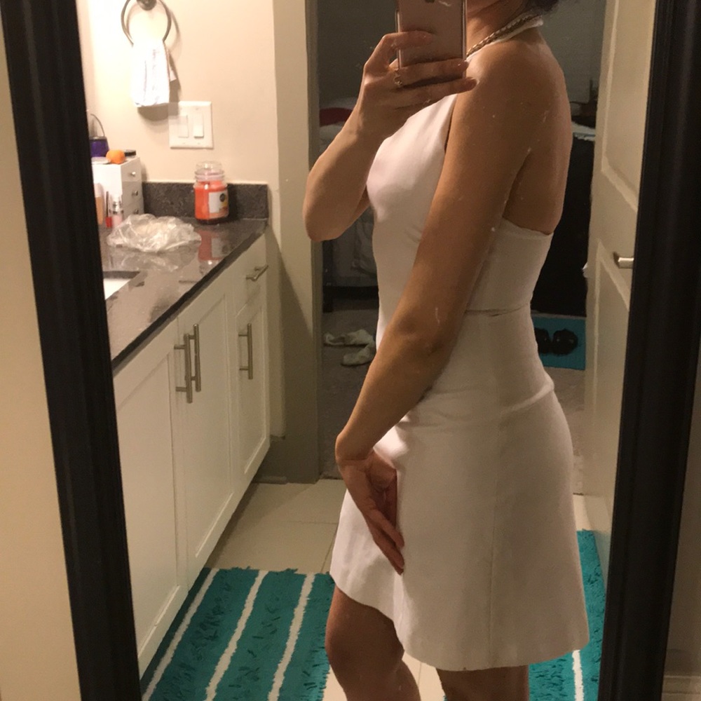 🔥HALTER DRESS🔥 - Picture 2 of 4